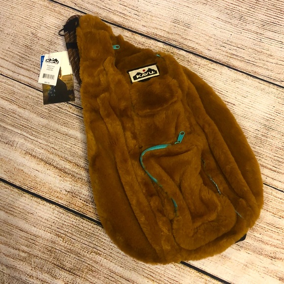 KAVU - Rope Fuzz Bag NWT - Picture 2 of 11